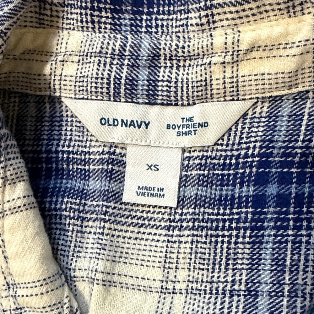 Old Navy Boyfriend Flannel - Picture 3 of 4